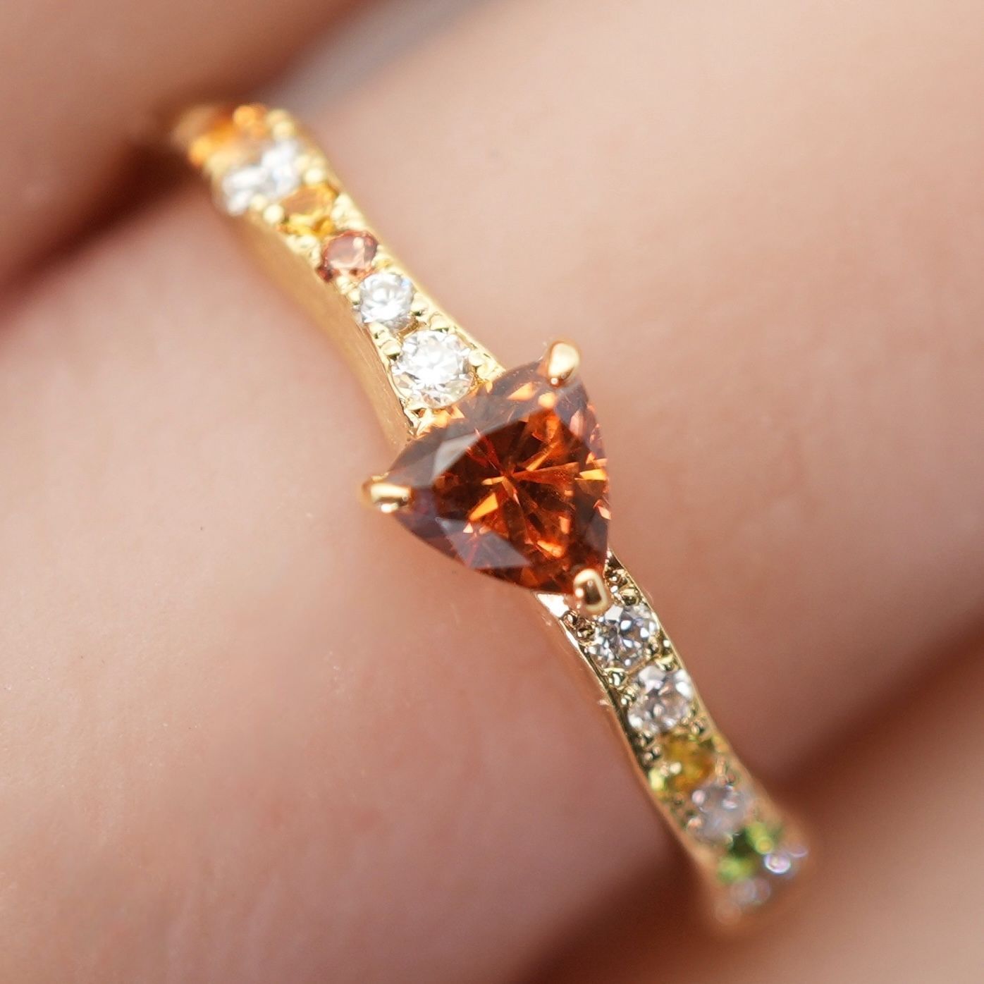 セイレーンアズーロ K 18 オレンジガーネット×ダイヤ リング 25-2178 S