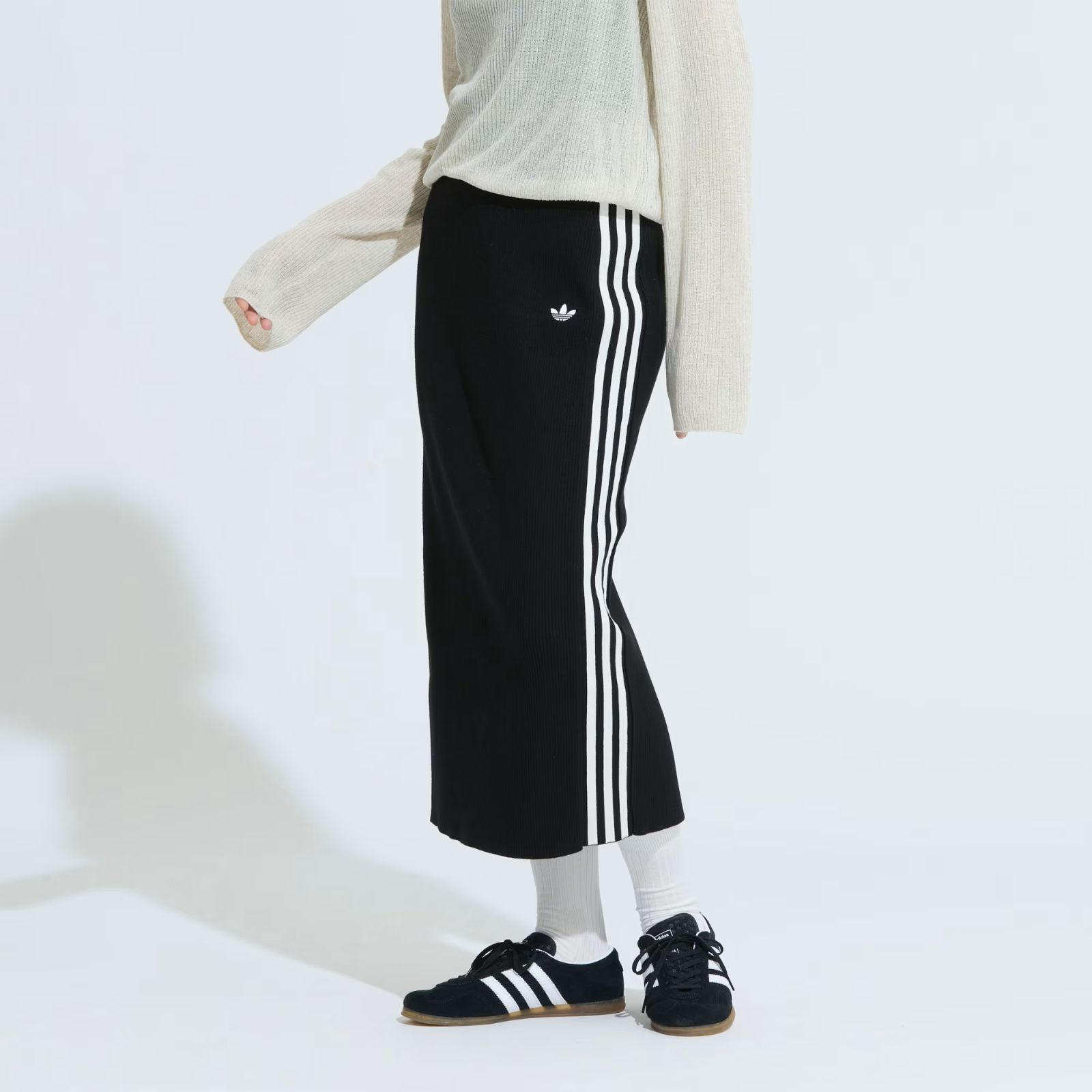 アディダスオリジナルス アディ ニット スリーストライプス スカート レディース ウィーメン WH765 JW2661 WOMEN S ADICOLOR KNITTED THREE-STRIPES SKIRT BLACK