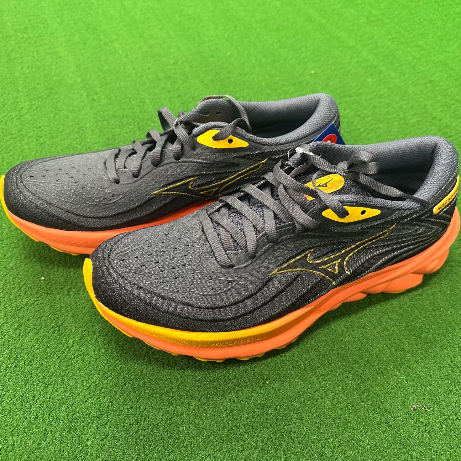 30 off ミズノ WAVE SKYRISE 05 26.5cm 陸上 ランニングシューズ ウエーブスカイライズ5