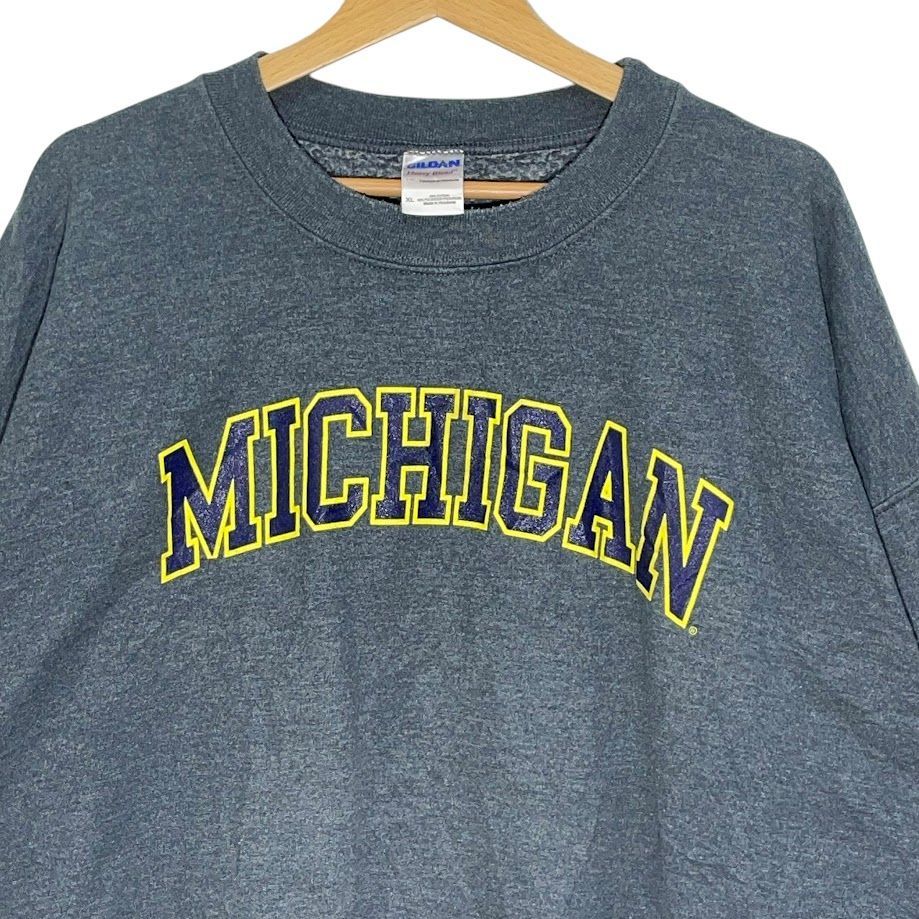 ギルダン　スウェットトレーナー　カレッジ　フロントプリントロゴ　M GILDANギルダン別注 カレッジ ロゴ オーバーサイズ グラフィック