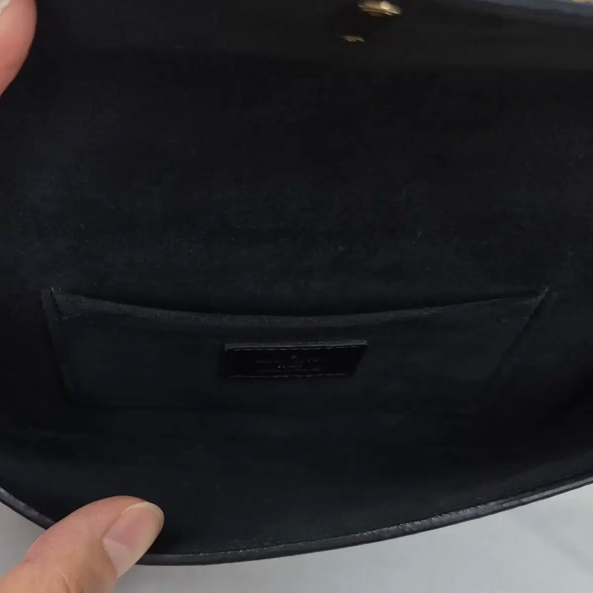 パッドロック オン