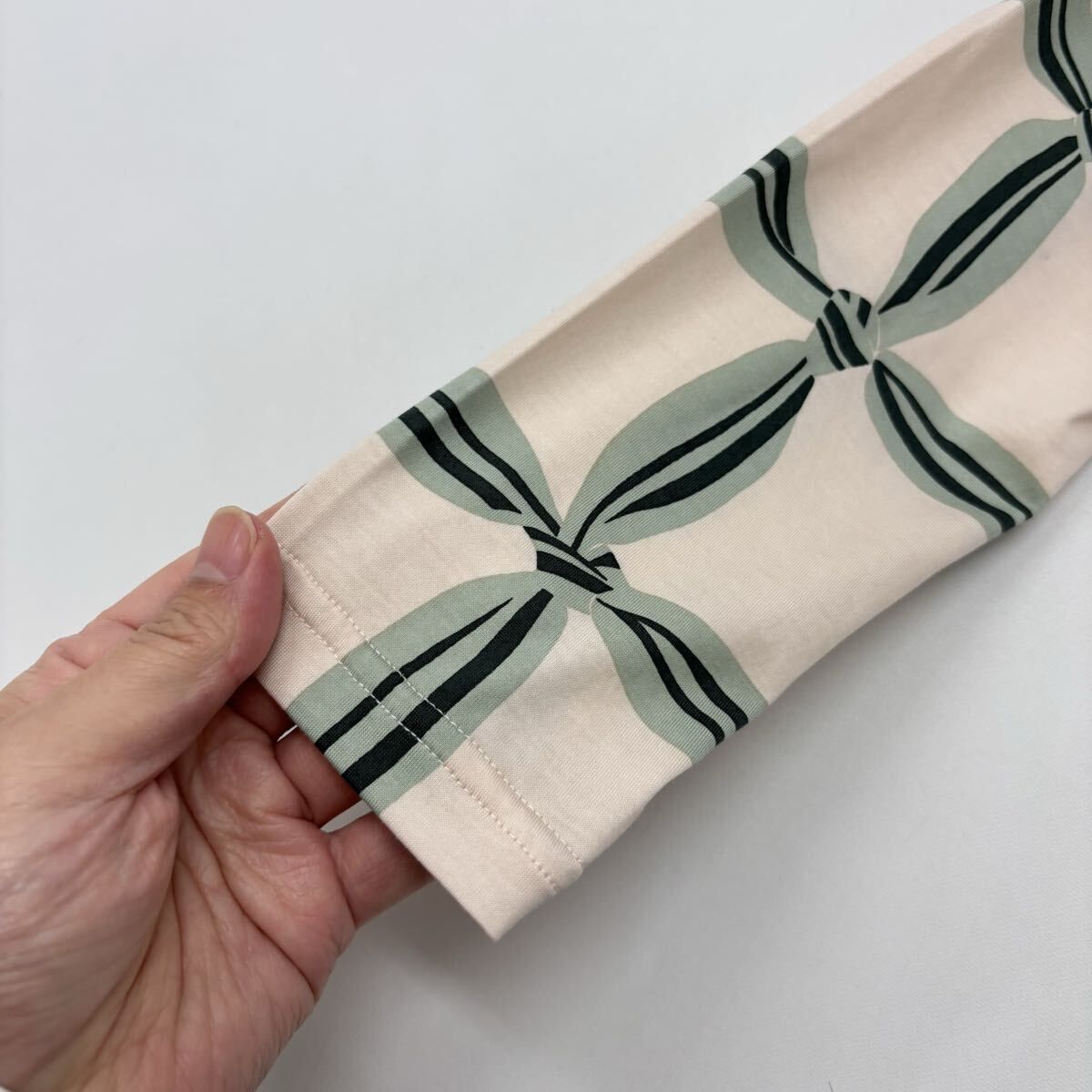 ロングスリーブ Tシャツ