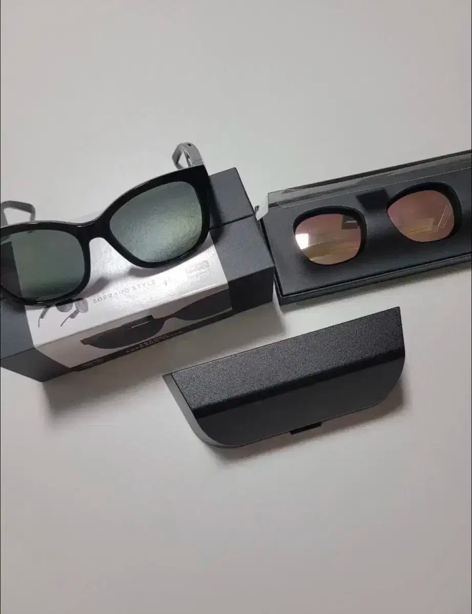 ボスフレームソプラノスタイル ブルートゥース サングラス