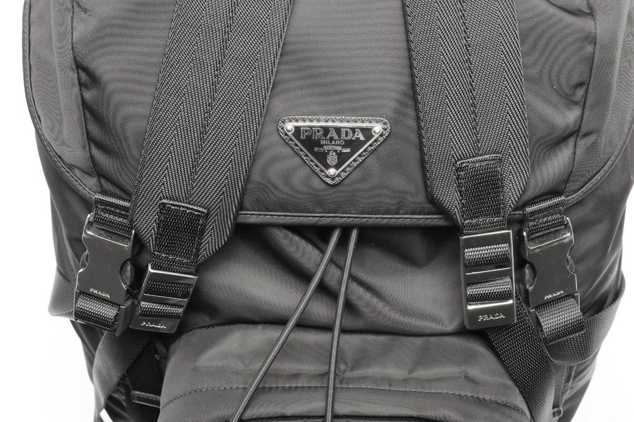 【定価35万円・現行型✨】プラダ 2VZ135 サフィアーノ リュック ナイロン PRADA プラダ バックパック 2VZ135 リナイロン サフィアーノレザー