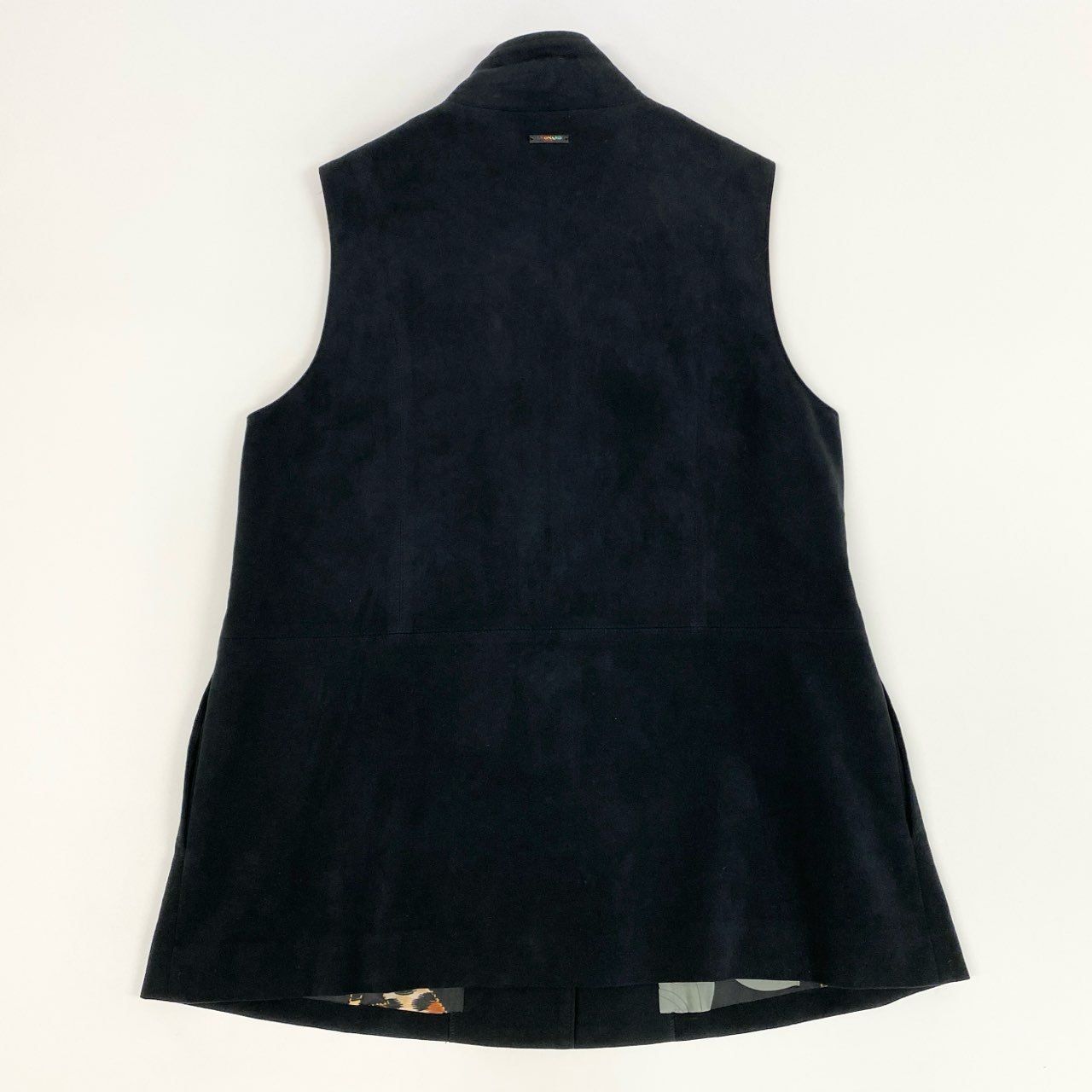 レオナールスポーツ ジレベスト