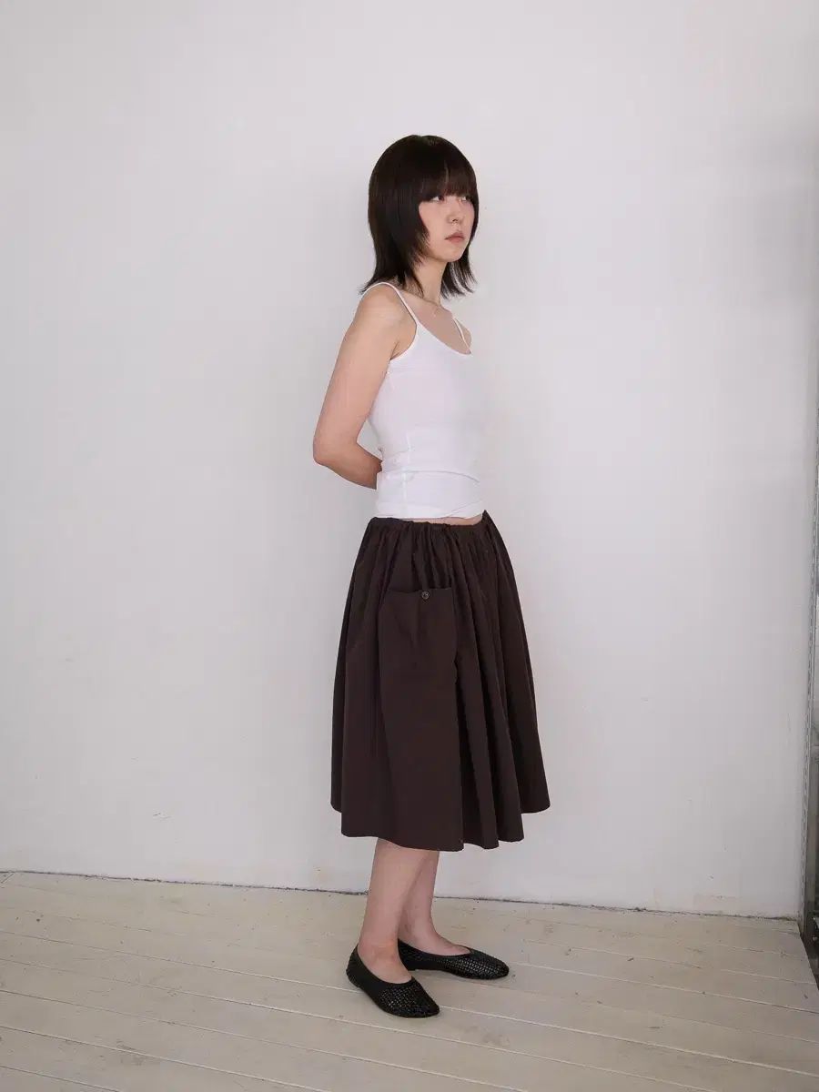 taey 태이 コットン シャーリング スカート スポーツブラ ブラウン