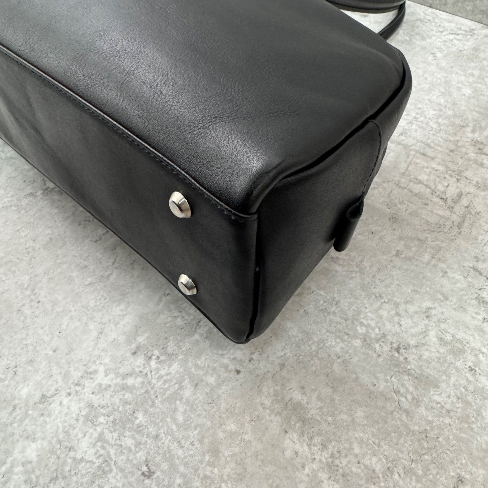 美品】中川政七商店 国産牛革のボストンバッグ 黒 小 ボストンバッグ 