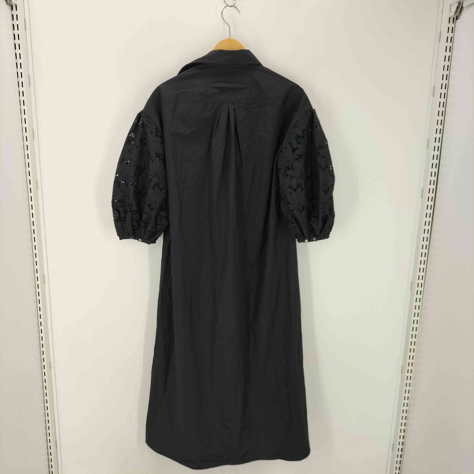 ティッカ TICCA フラワーレースパフスリーブワンピース レディース