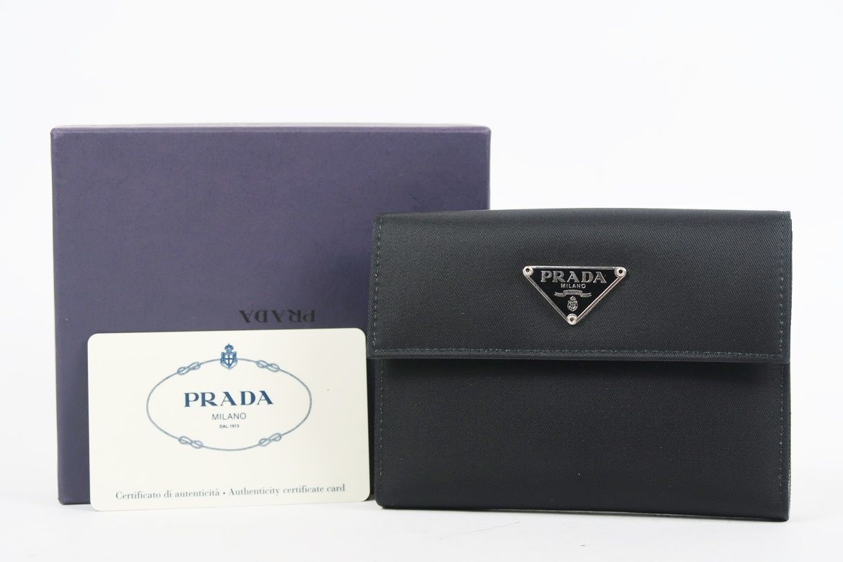 PRADA プラダ ナイロン 二つ折り財布 ブラック ブランドウォレット 小物 TJ64