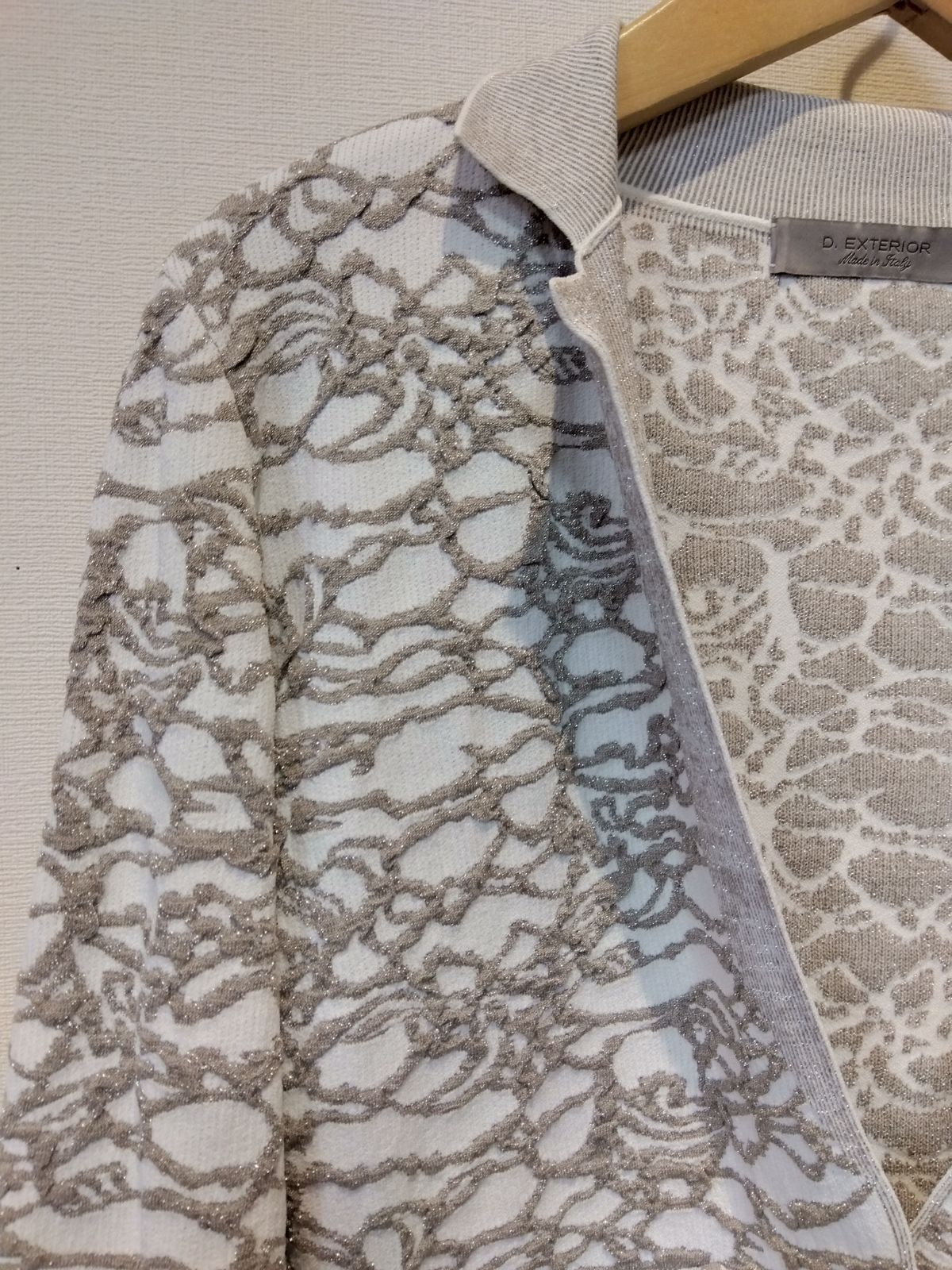 M20 D.EXTERIOR ディーエクステリア ニットジャケット カーディガン 白×グレージュ ラメ イタリア製 XSサイズ