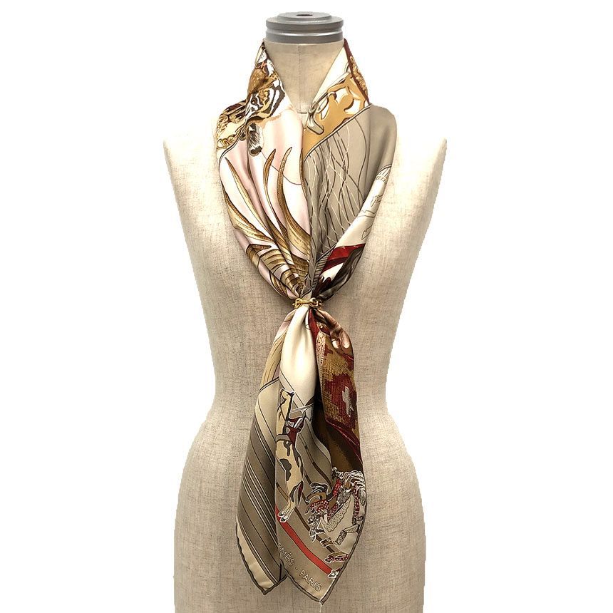 超希少 HERMES エルメス スカーフ カレ90 CARRE ON CARRES ピンク