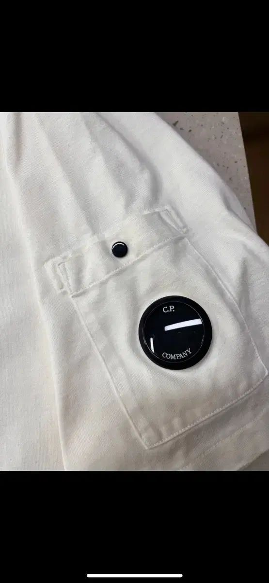 C.P.カンパニー 白 ポケット 半袖 Tシャツ 105