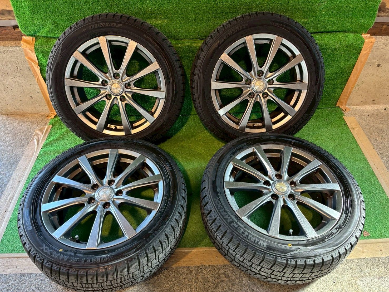 ホンダ アコードハイブリッド CR 6 スタッドレスタイヤホイールセット 225 50 R 17 み