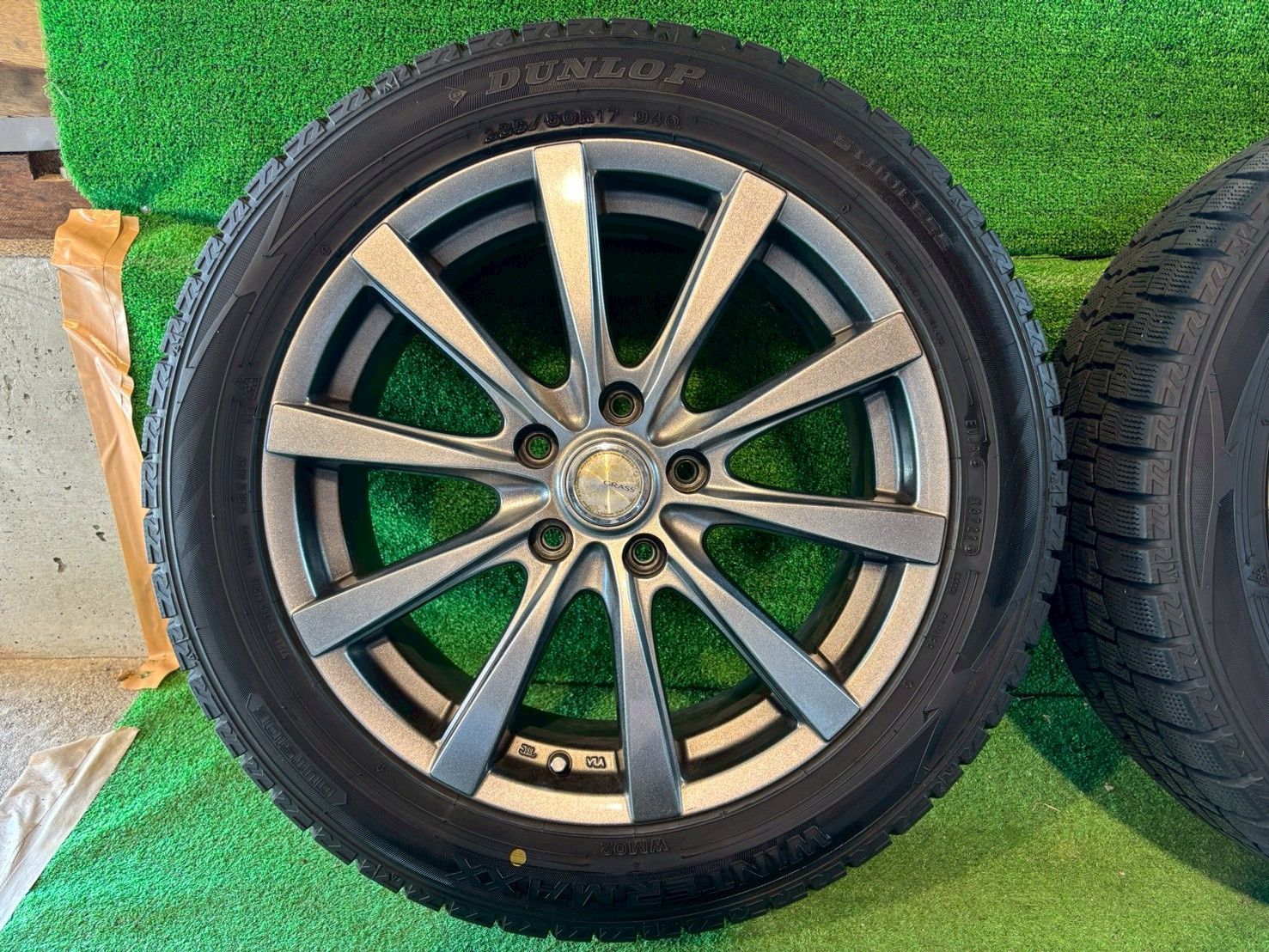 ホンダ アコードハイブリッド CR 6 スタッドレスタイヤホイールセット 225 50 R 17 み