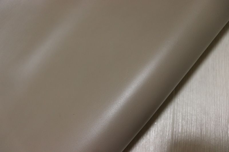  カフェオレ 227 ds クロム革 牛革 国産 レザー 顔料仕上げ はぎれ 一枚革 レザークラフト 革 皮 本革 diy 生地 材料 生地/糸 手芸素材 材料