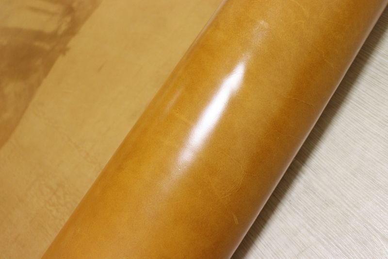 ウイスキー 185 ds ヌメ革 牛革 バングラデシュ レザー アニリン仕上げ はぎれ 一枚革 レザークラフト 革 皮 本革 diy 生地 材料