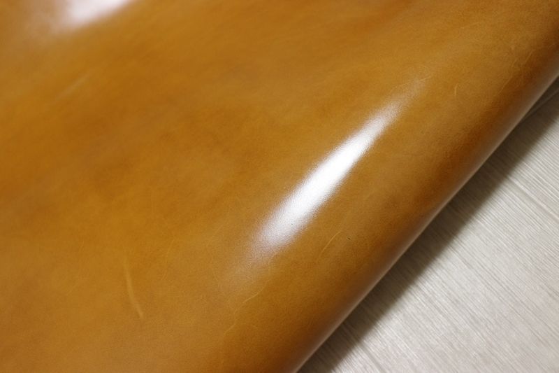 ウイスキー 202ds ヌメ革 牛革 バングラデシュ レザー アニリン仕上げ はぎれ 一枚革 レザークラフト 革 皮 本革 diy 生地 材料