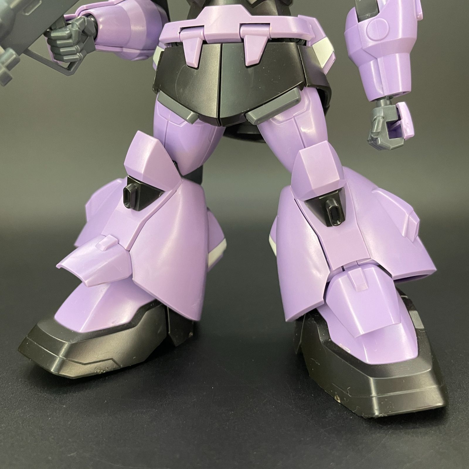 ガンプラ組み立て済みジャンク品 HG1/144 ドム5体セットです。 ガンプラ組み立て済みジャンク品 HG1/144 ドム5体セットです