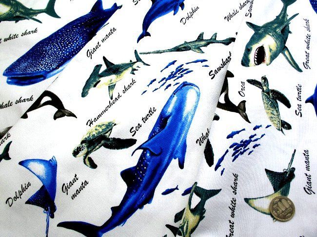 約108×40 nk-8692 プリント生地 海の王者達 （ オフホワイト系 ) 海の