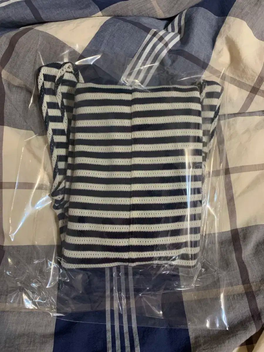 WOUl 長袖カットアウトジャージーT