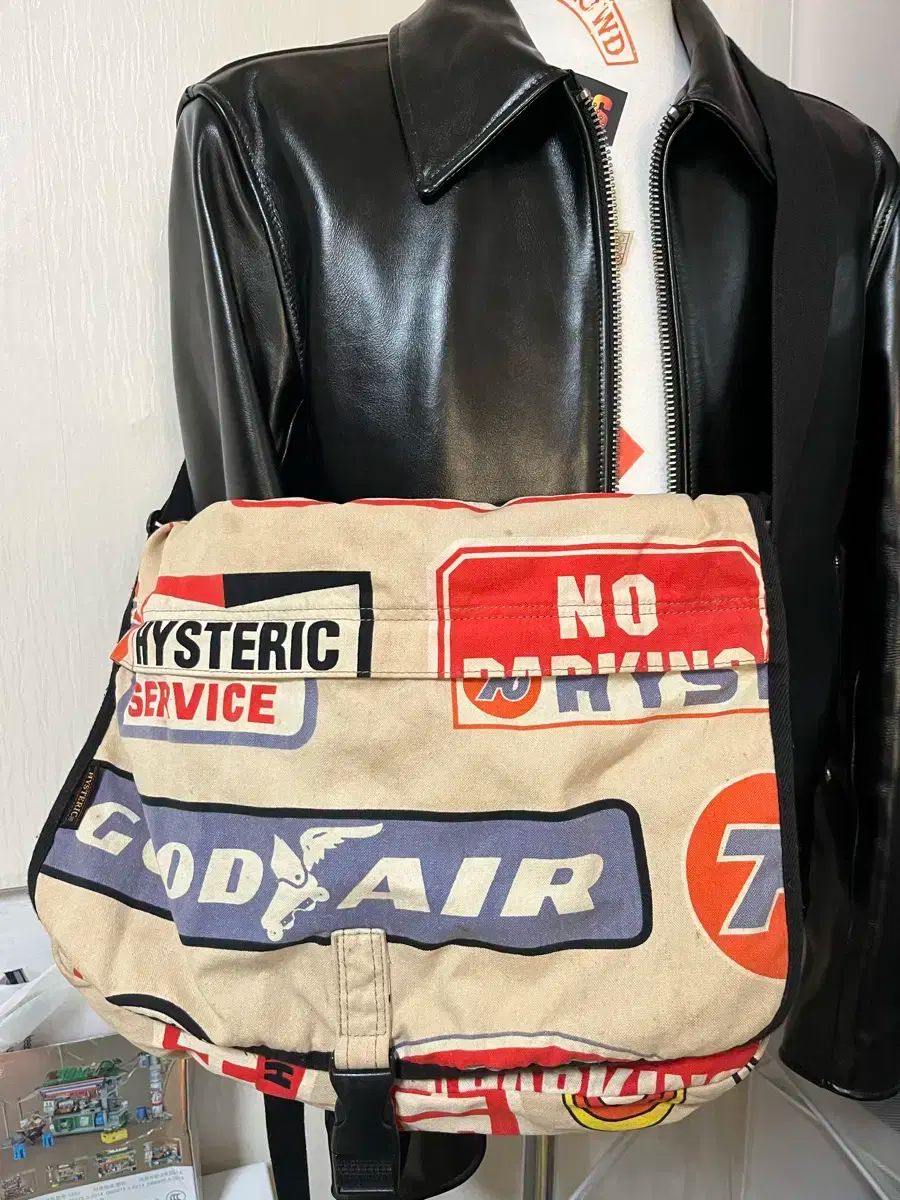 HYSTERIC GLAMOUR ヒステリックグラマー クロスバッグ