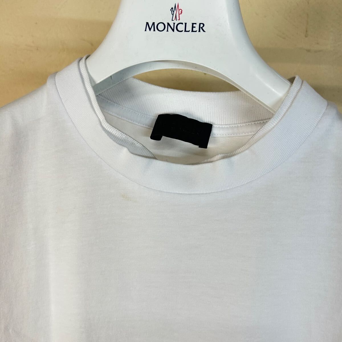  MONCLER モンクレール 半袖Tシャツ 白 S 半袖(Tシャツ) Tシャツ カットソー