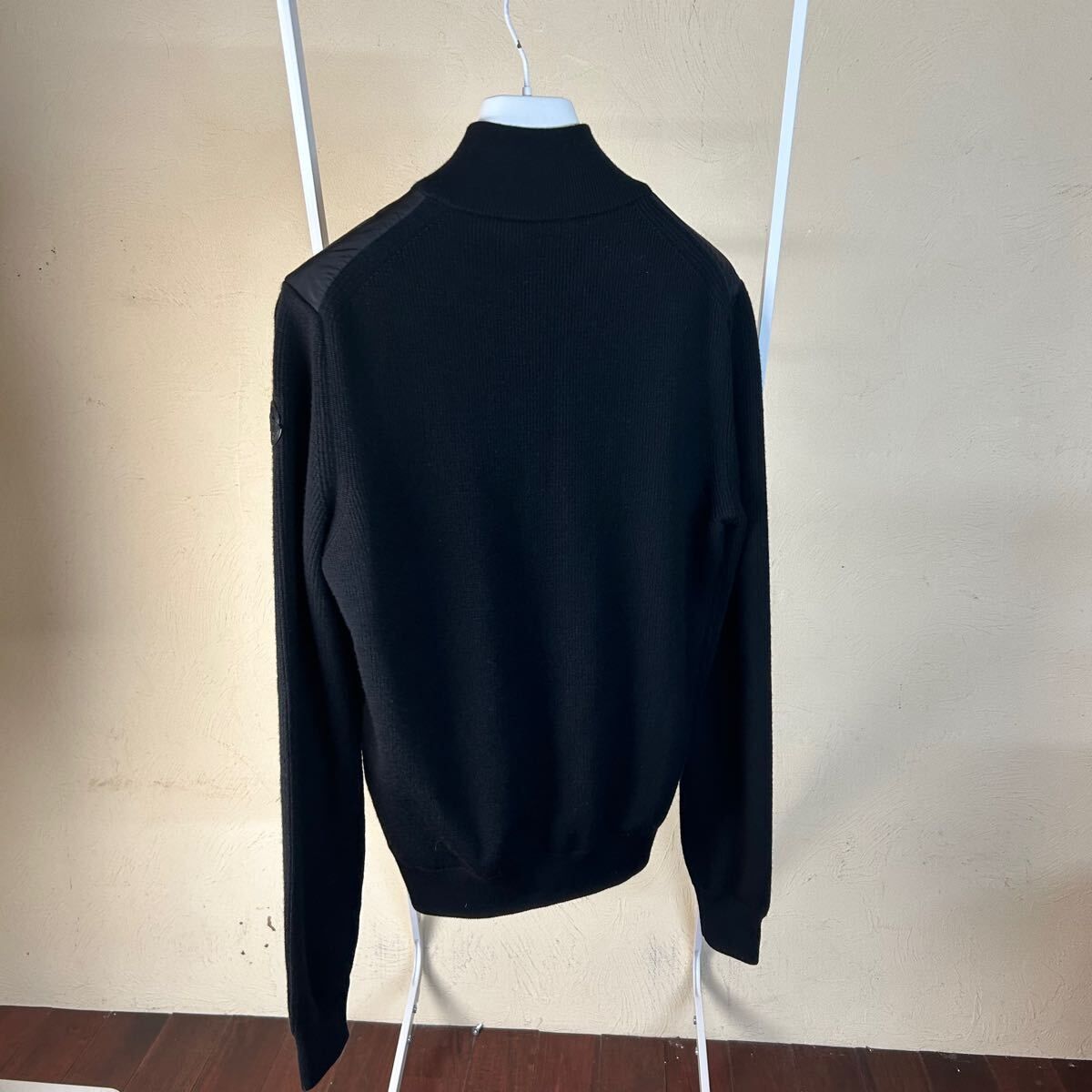 【美品】 MONCLER モンクレール セーター ニット切り替えカーディガン黒S 美品】 MONCLER モンクレール セーター ニット切り替えカーディガン黒S