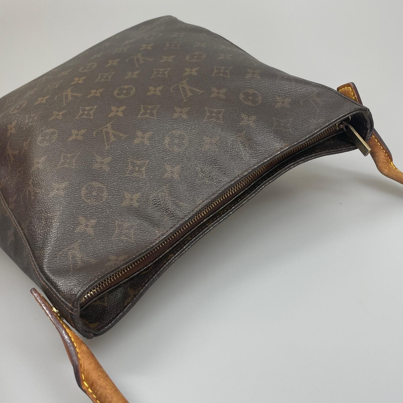 LOUIS VUITTON◆ルーピングGM_モノグラム・キャンバス_BRW/PVC/BRW LOUIS VUITTON◇LOUIS VUITTON ルィヴィトン ルーピングGM_モノグラム