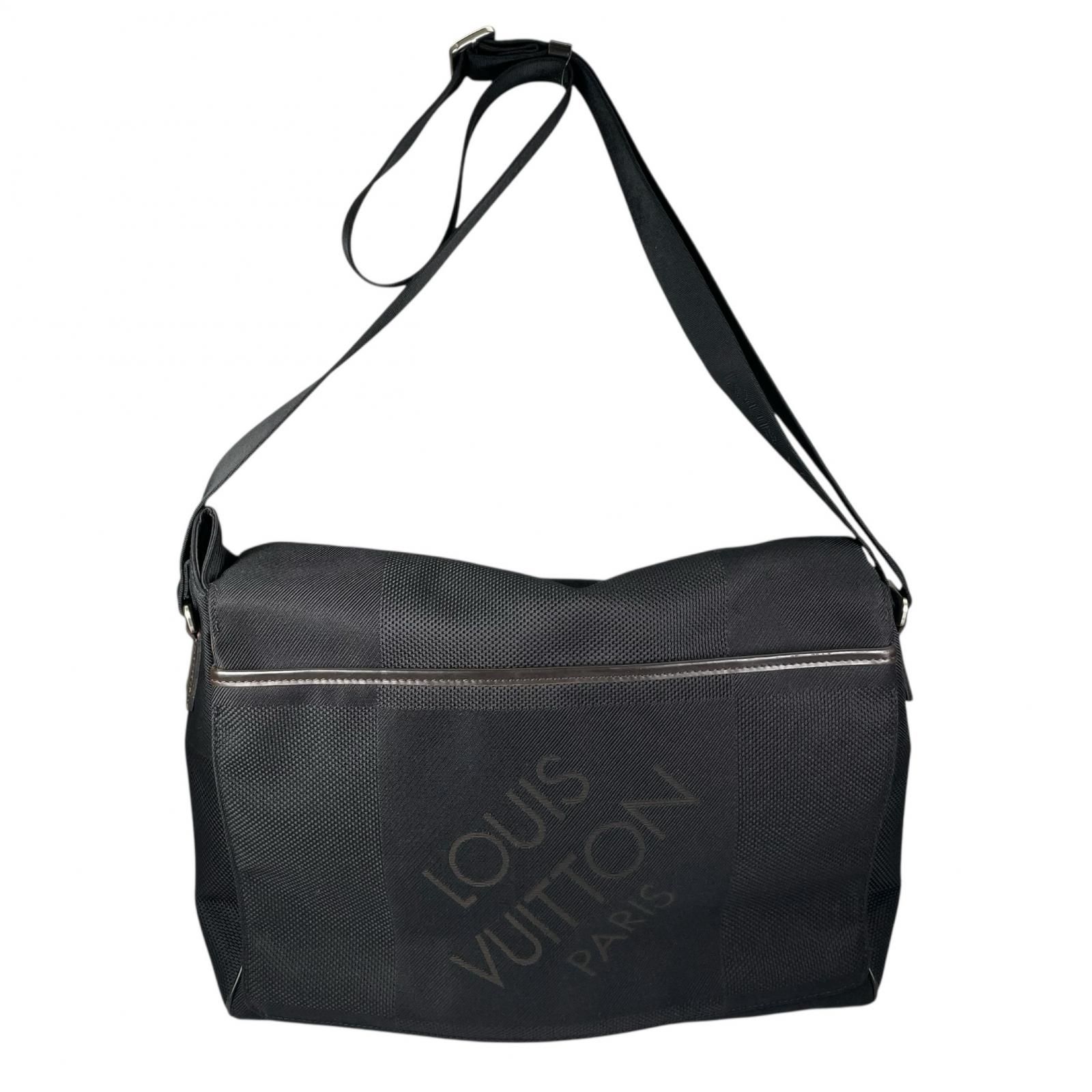 LOUIS VUITTON ルイ ヴィトン ダミエ ジュアン M 93225 ショルダーバッグ コーティングキャンバス ブラック メンズ