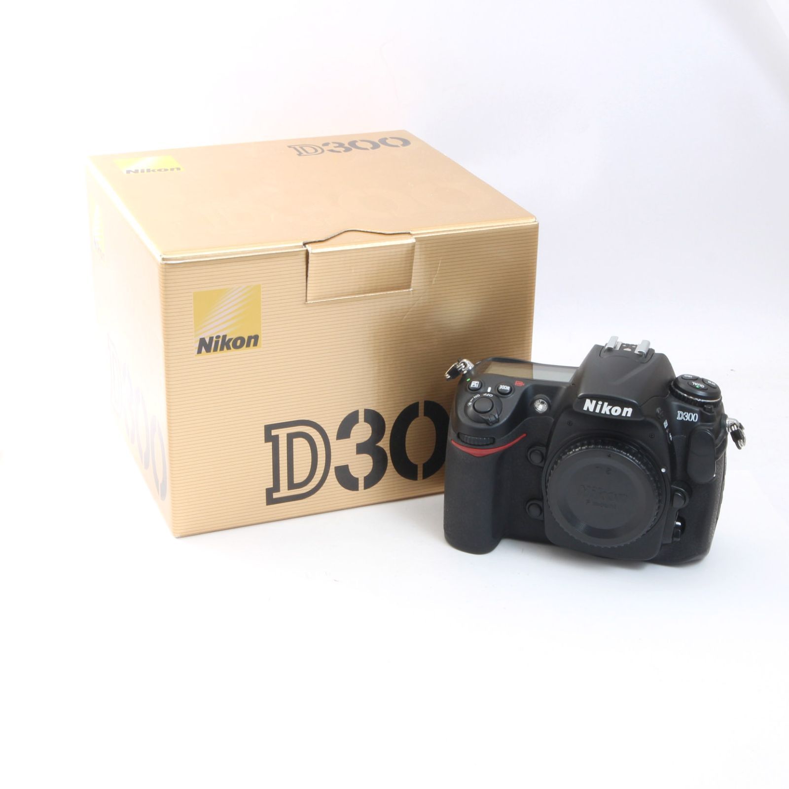 Nikon ニコン D300 デジタル一眼レフカメラ シャッター数4570回