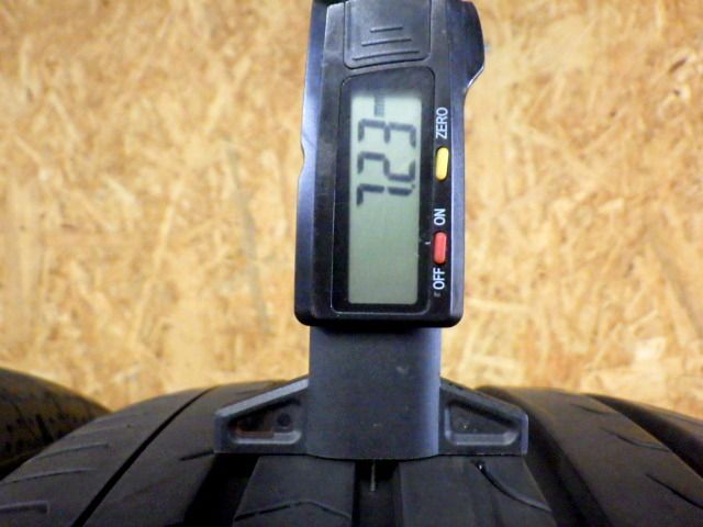 L 147 G 製造 約7 5～8部山 BluEarth RV 03 225 60 R 18 2本