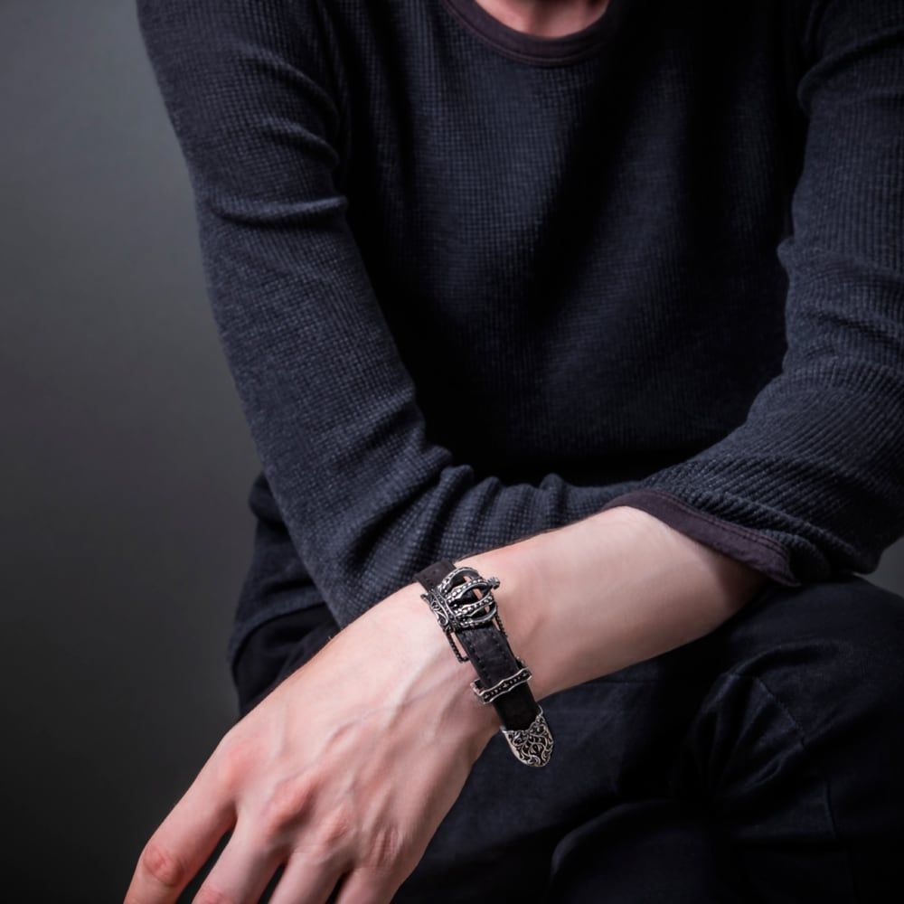 クラウンレザーブレスレット