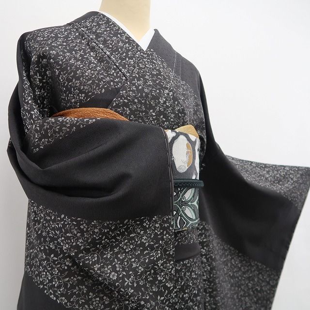 ❁tomihisa❁新品 唐花 市松 着物 正絹“心躍る和装の醍醐味！古典