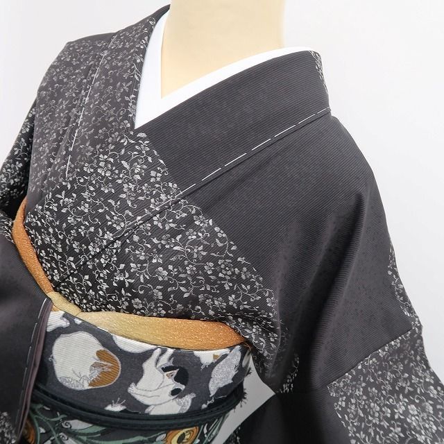 ❁tomihisa❁新品 唐花 市松 着物 正絹“心躍る和装の醍醐味！古典