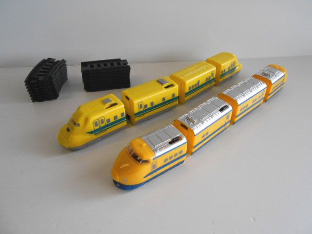 ♯Kri16CJミニモータートレイン75ドクターイエローSP全16種 ♯Kri16DE ミニモータートレイン75 ドクターイエロー SP 全10種 - メルカリ