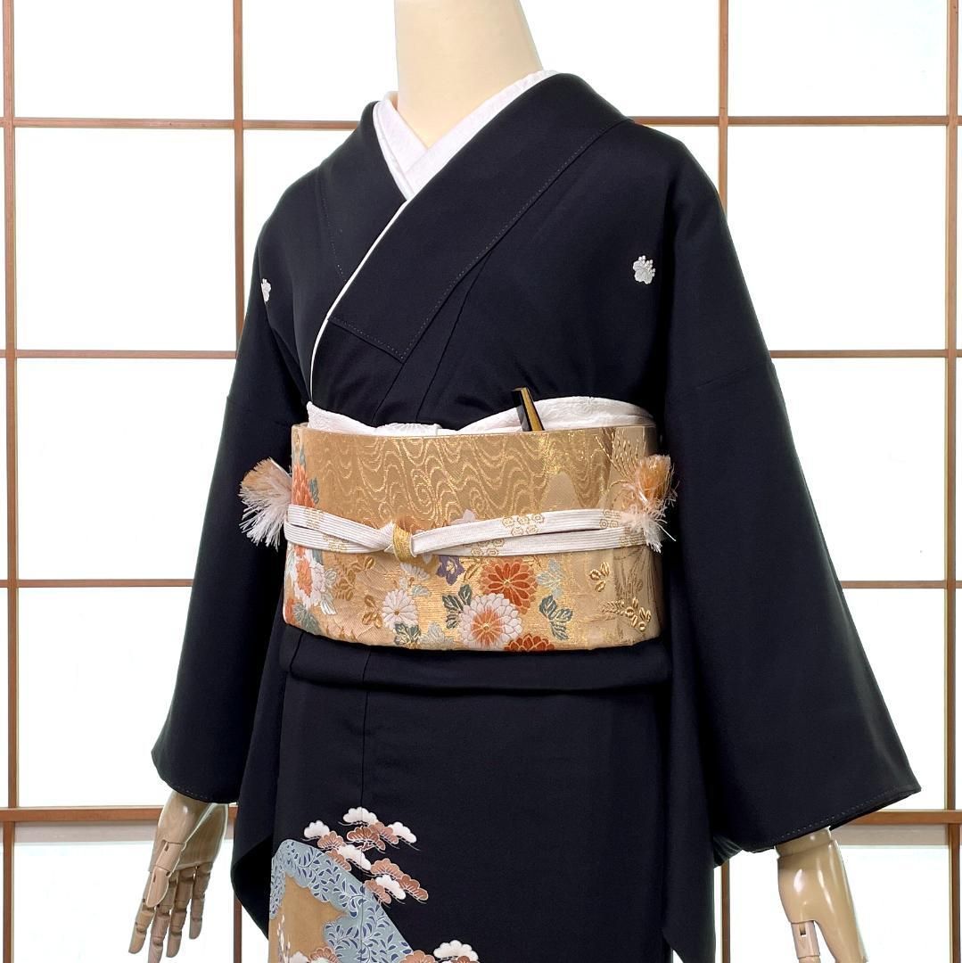 黒留袖 正絹 刺繍 金彩 楼閣庭園 松竹梅 着物 kimonolove リユース品 オゾン消臭サービス A 1959