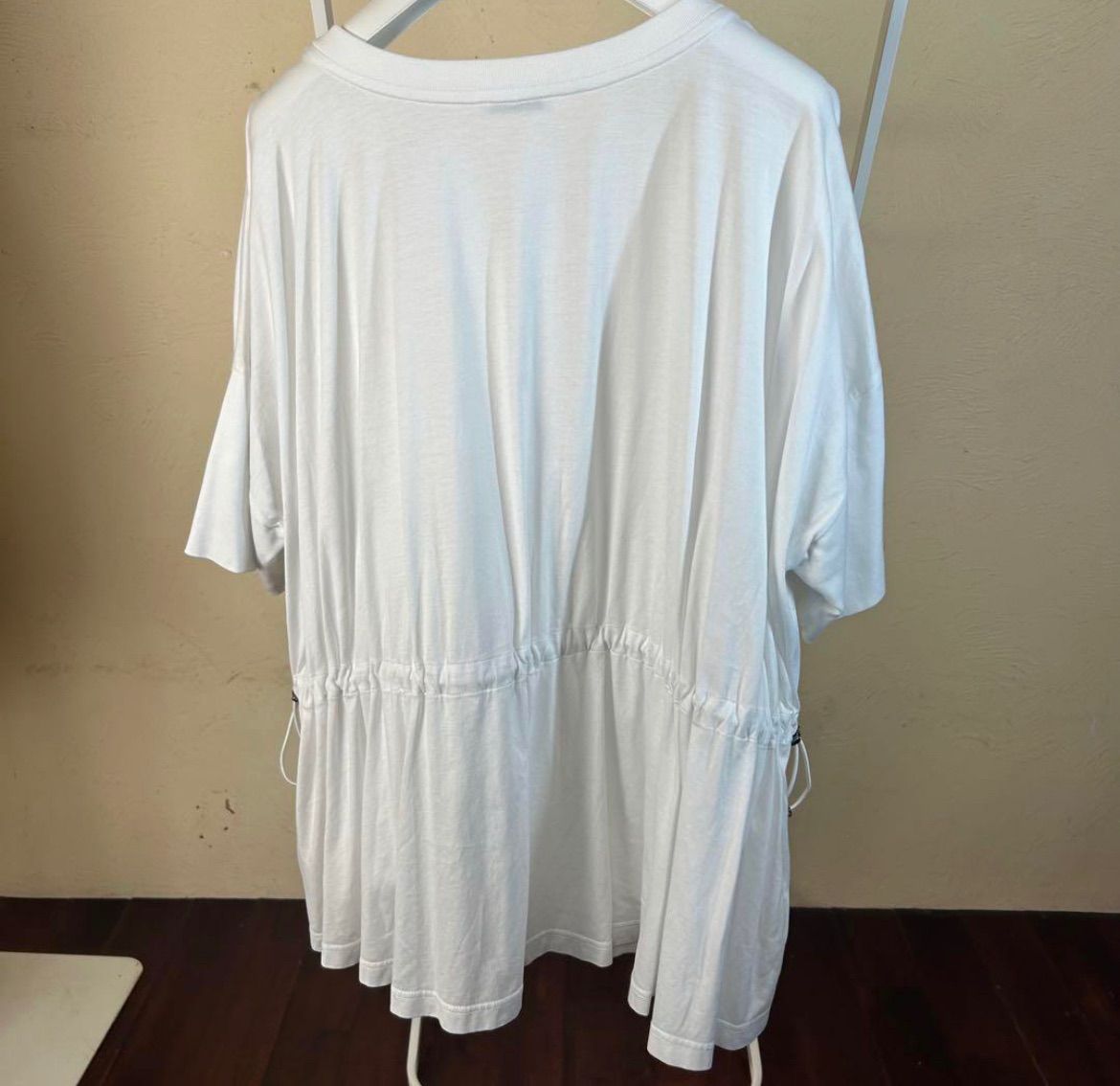 MONCLER モンクレール切り替え半袖Tシャツ白Lワッペン