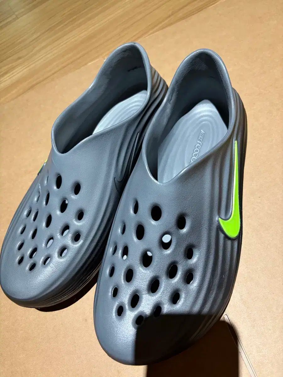 ナイキ リアクト