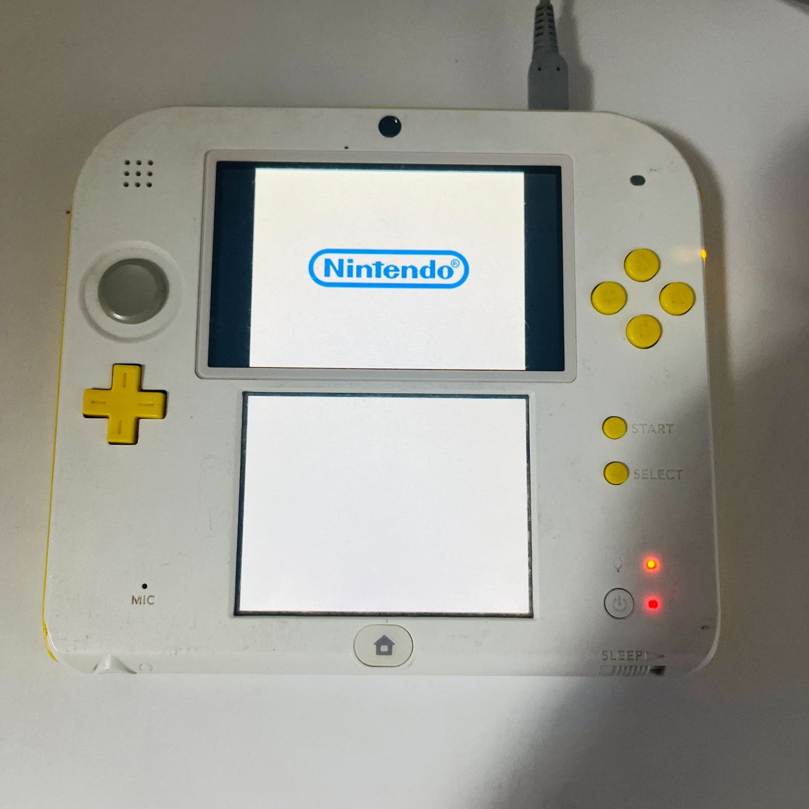 ニンテンドー2 DS スーパーマリオパック ホワイト×イエロー