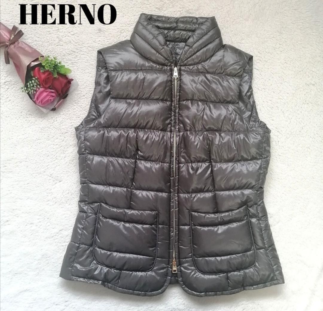 ヘルノ ダウンベスト ジレ ダウンジャケット グレー ダブルジップ ボトルネック イタリア HERNO