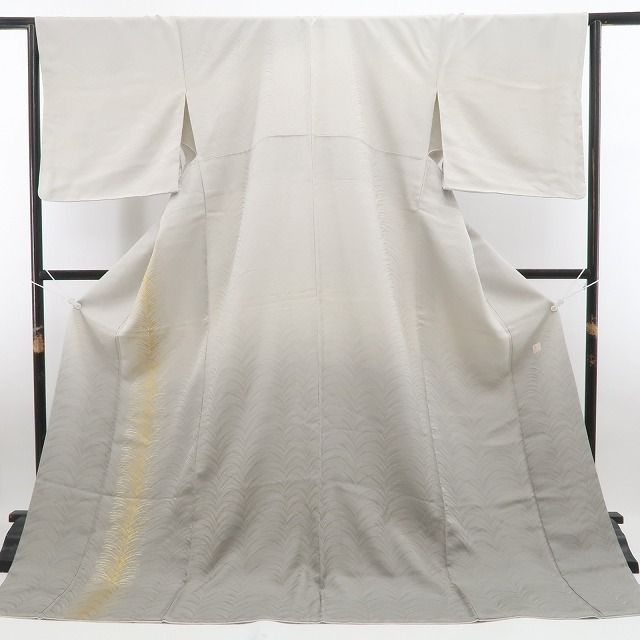 皇室献上作家北出与三郎落款 正絹 着物“ご来光に視線を誘う大王松”訪問着P+60 皇室献上作家北出与三郎落款 正絹 着物“ご来光に視線を誘う大王