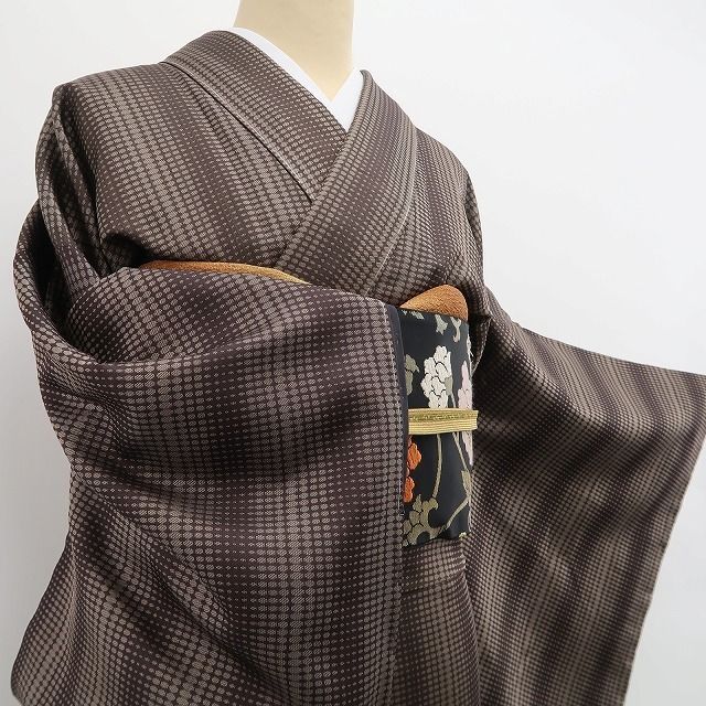 ❁tomihisa❁新品 着物 正絹“大人顔で振り返る自分流のプレミアム