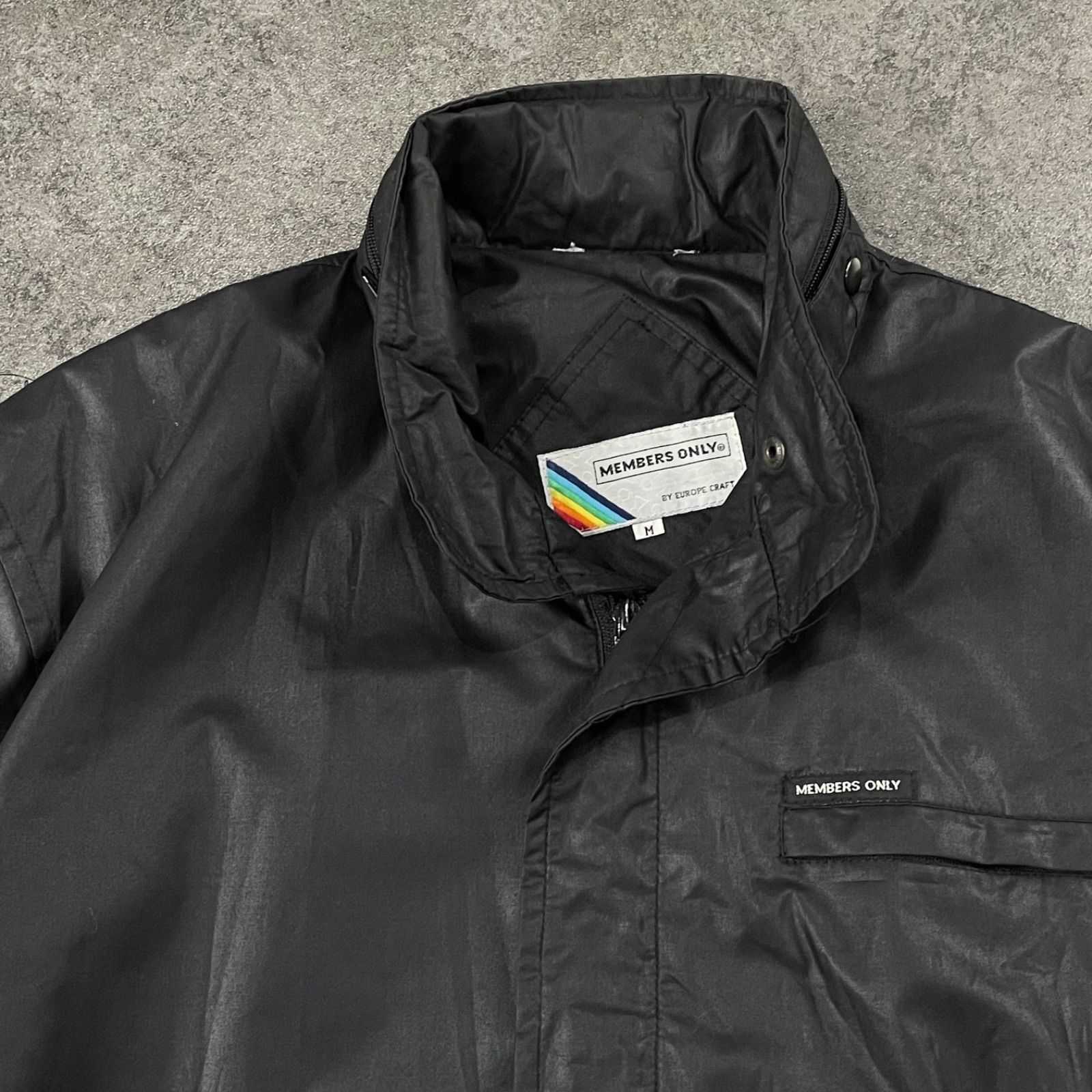 ヨーロッパ 90s ヴィンテージ ブルゾン トラッカージャケット ブラック 綿 ヨーロッパ 90s ヴィンテージ ブルゾン トラッカージャケット ブラック 綿