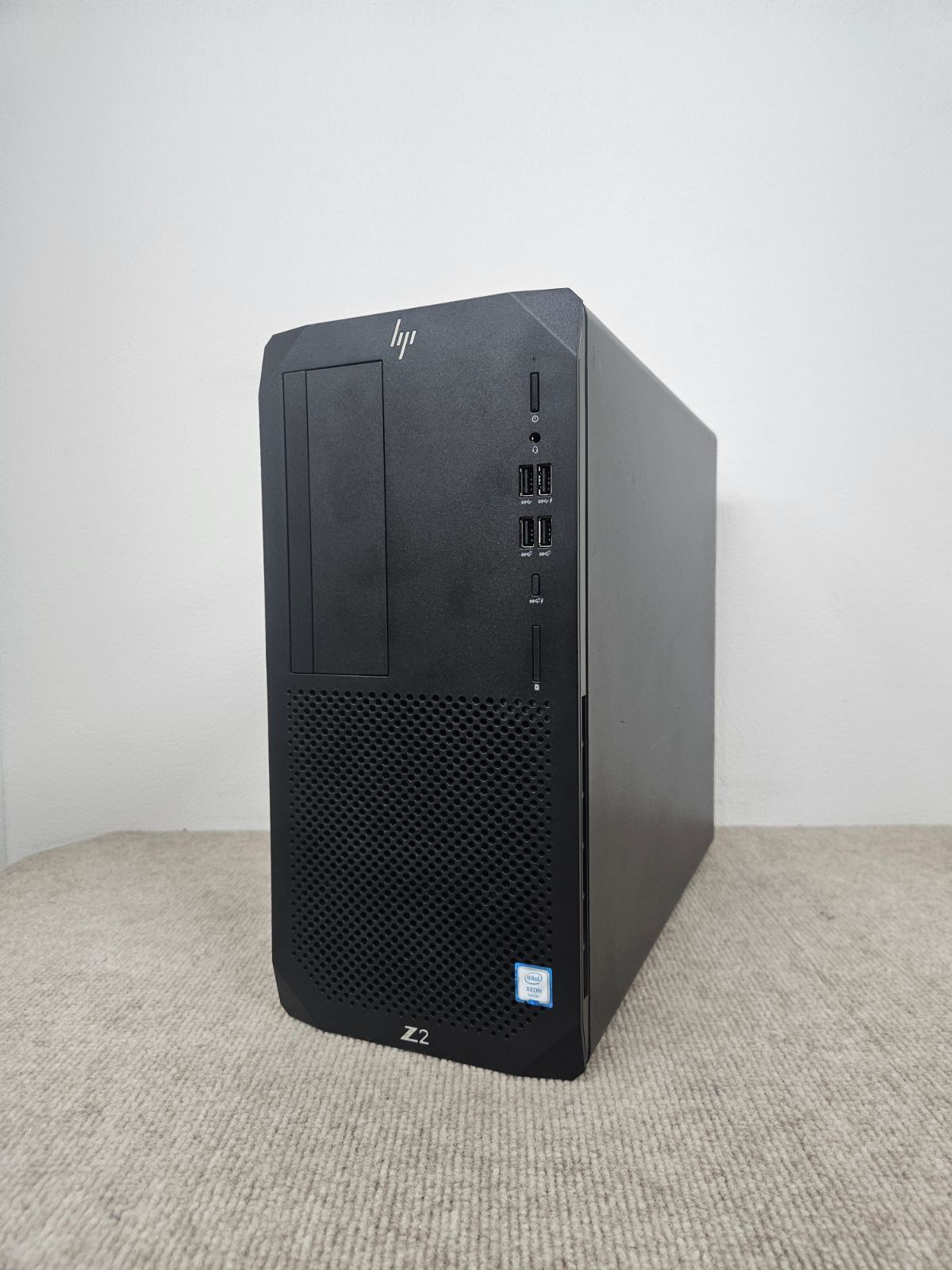 HP Z2 G5 Tower Workstation Intel Xeon W-1270 3.4GHz 32GB M.2 SSD 1TB NVIDIA Quadro T400 Windows11 Pro