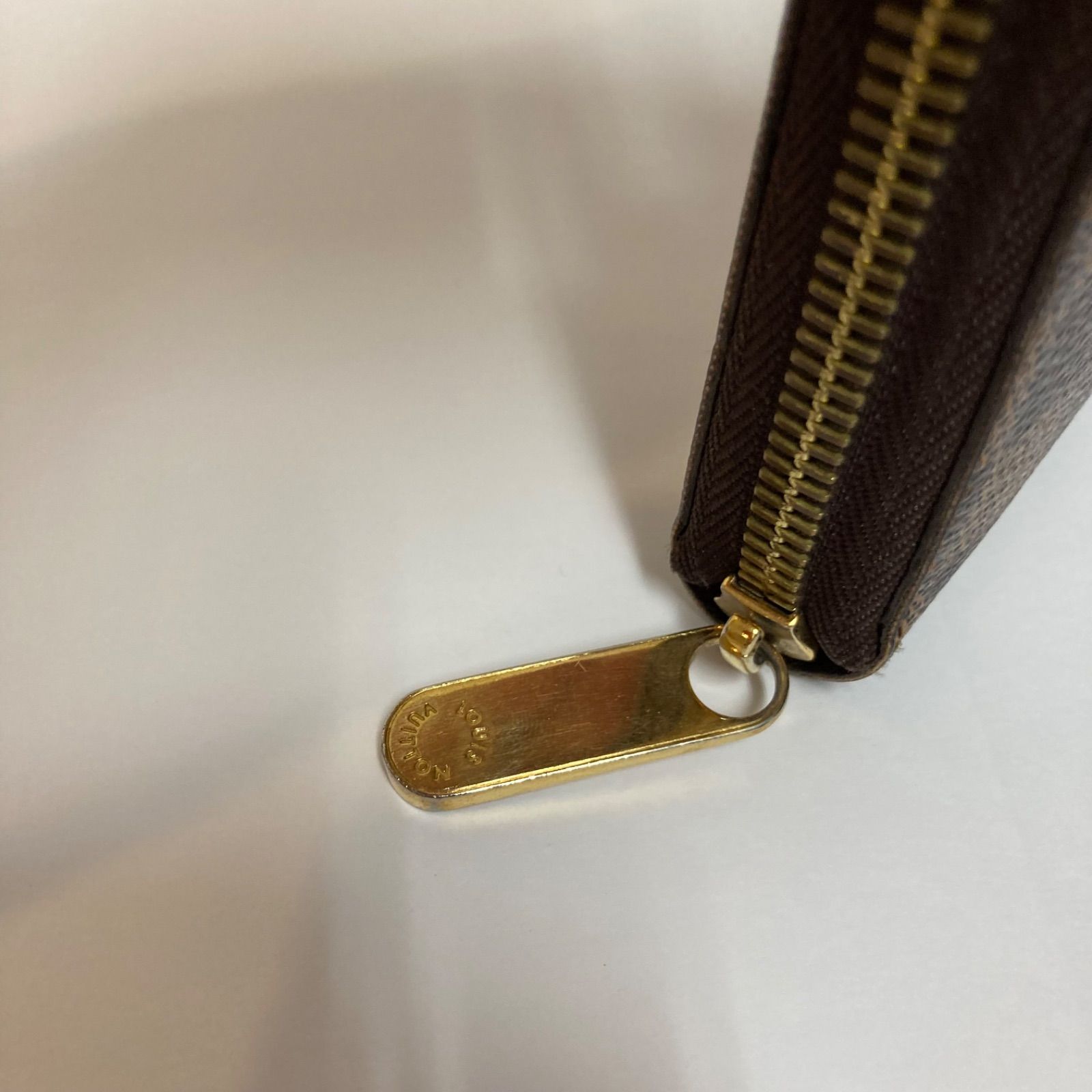 VUITTON ルイヴィトン