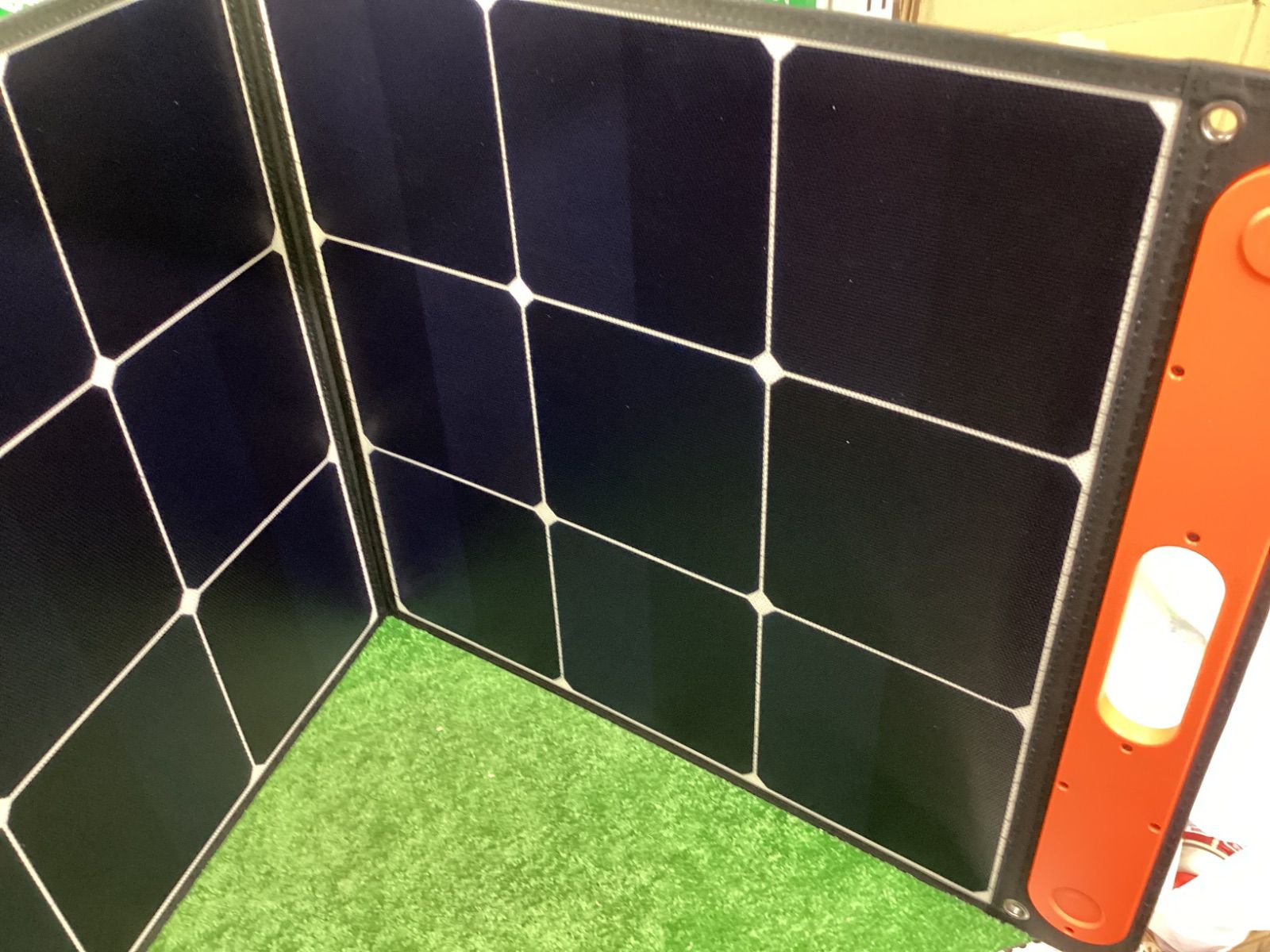 ポータブル電源 708