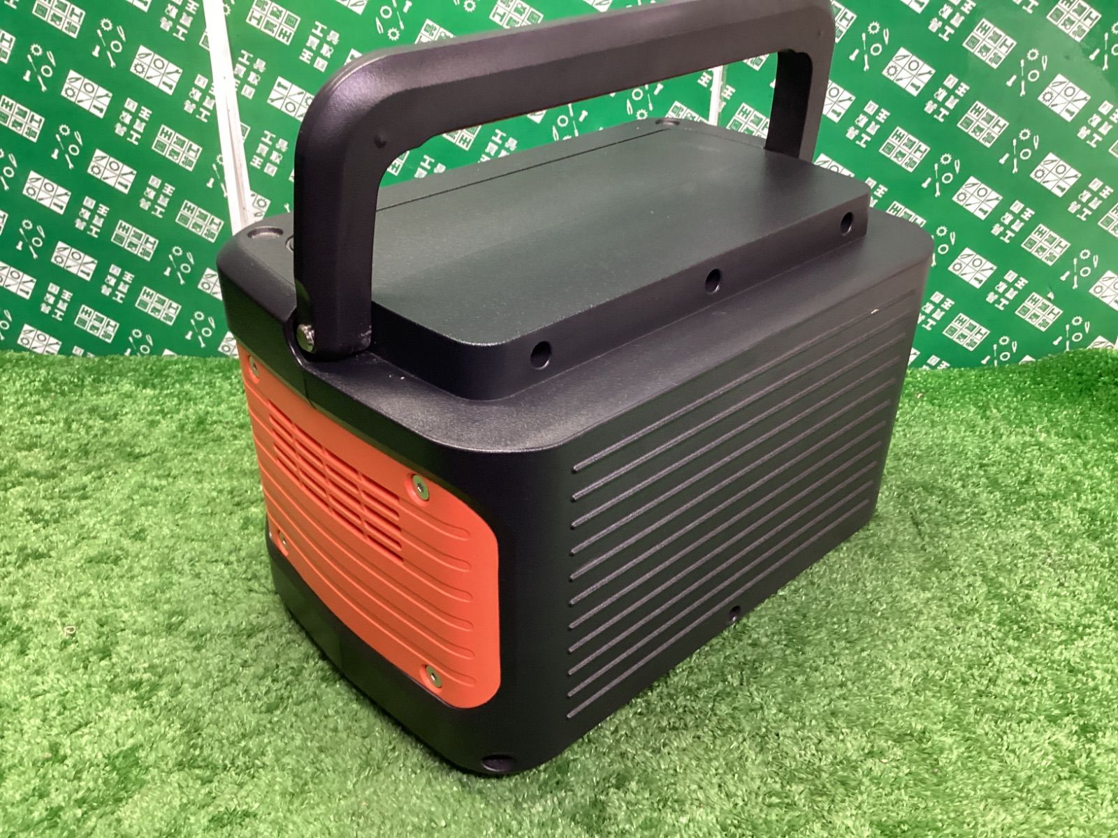 ソーラーパネル付き