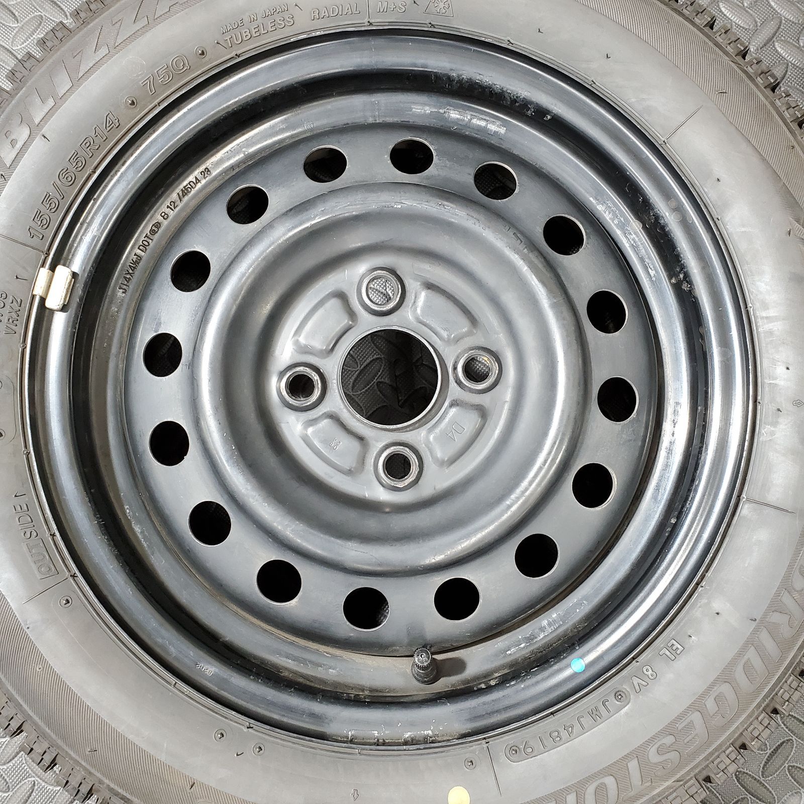 19年製 155 65 R 14 ブリヂストン ブリザックVRX ダイハツ タント ムーヴ ミラ コンテ スタッドレスタイヤ 1169