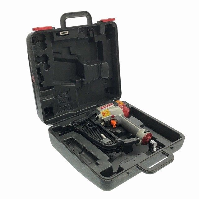 品 MAX マックス 一般庄 常圧 エアネイラ TA-557B 957T 幅9mm 長さ32~57mm フロアタッカー エアタッカー117925