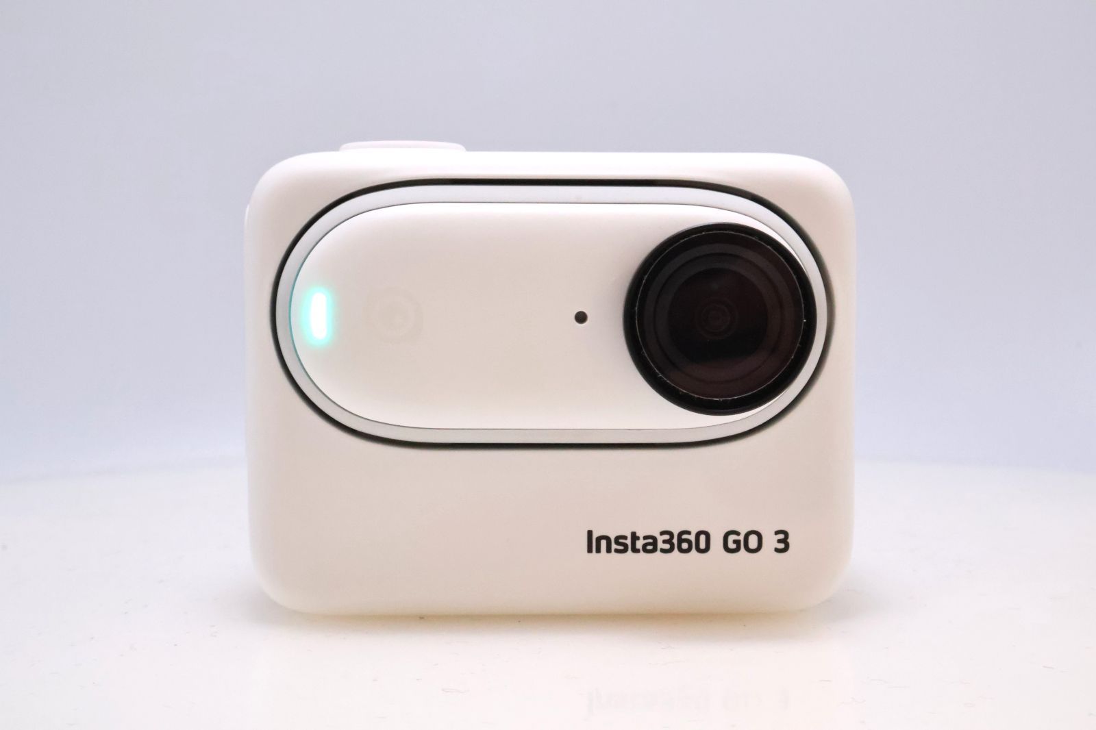 Insta360 GO 3 64GB アークティックホワイト CINSABKA_GO301